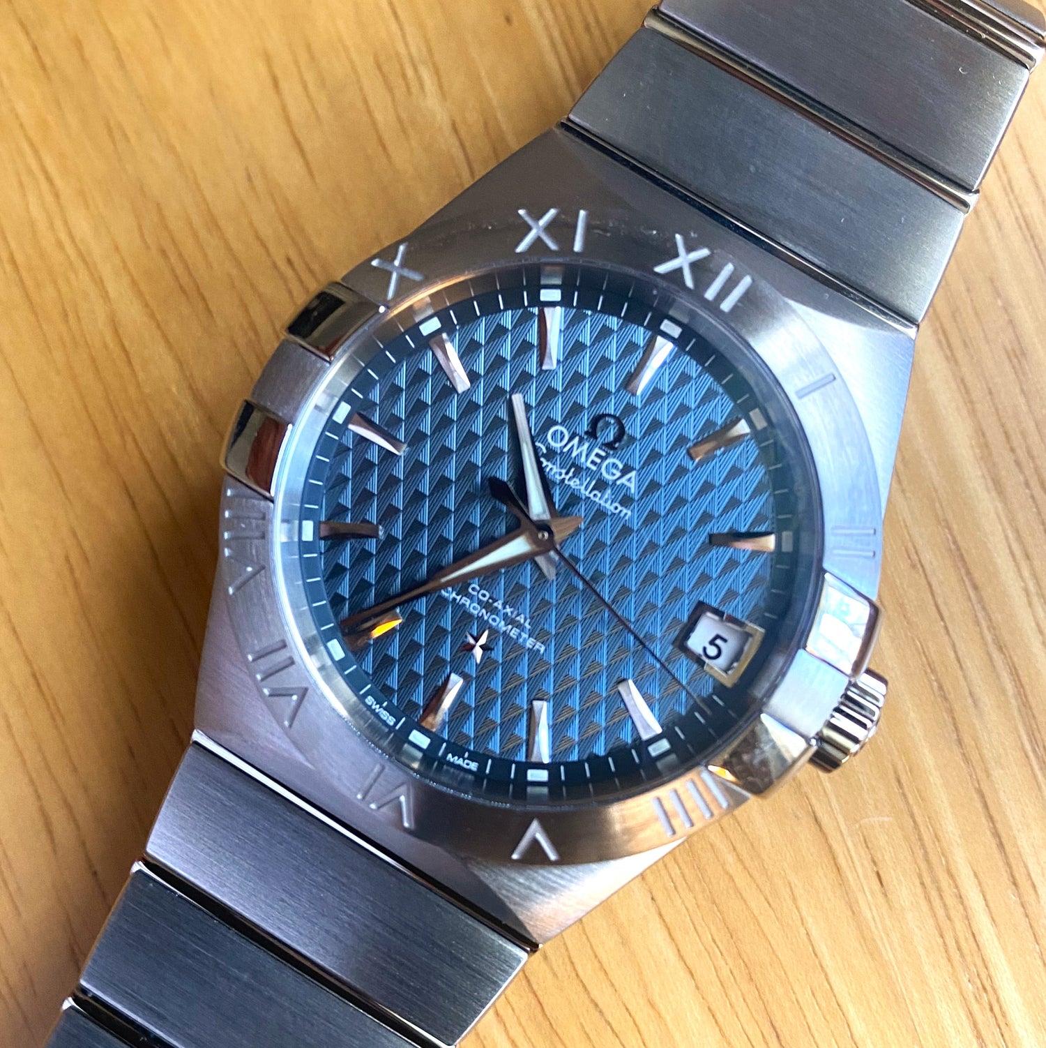 Omega Constellation 123.10.38.21.03.001