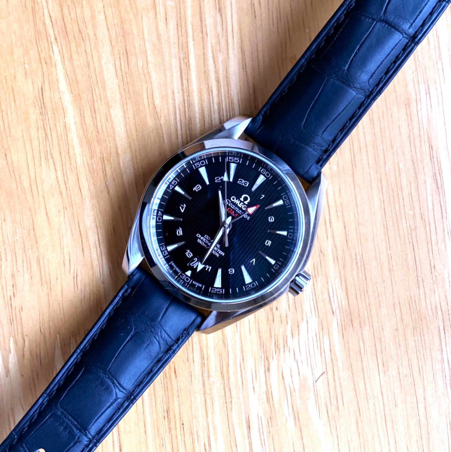 OMEGA SEAMASTER AQUA TERRA GMT 231.13.43.22.01.001