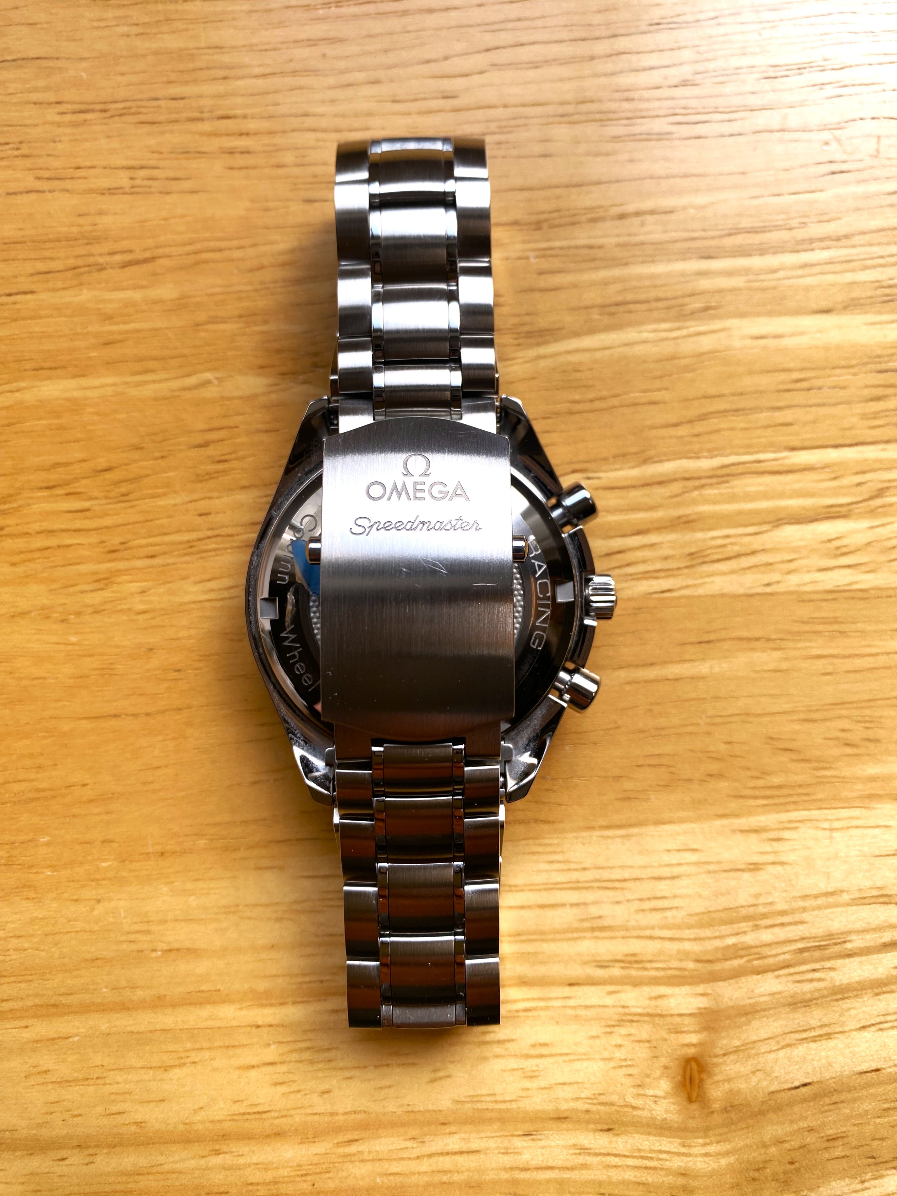 Omega Speedmaster Racing 326.30.40.50.01.001 (used condition)