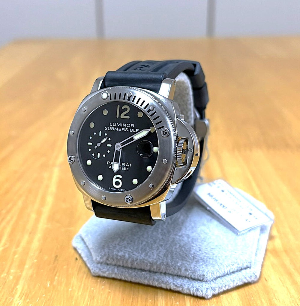 Panerai Luminor Submersible PAM00024 (Used Very Good)