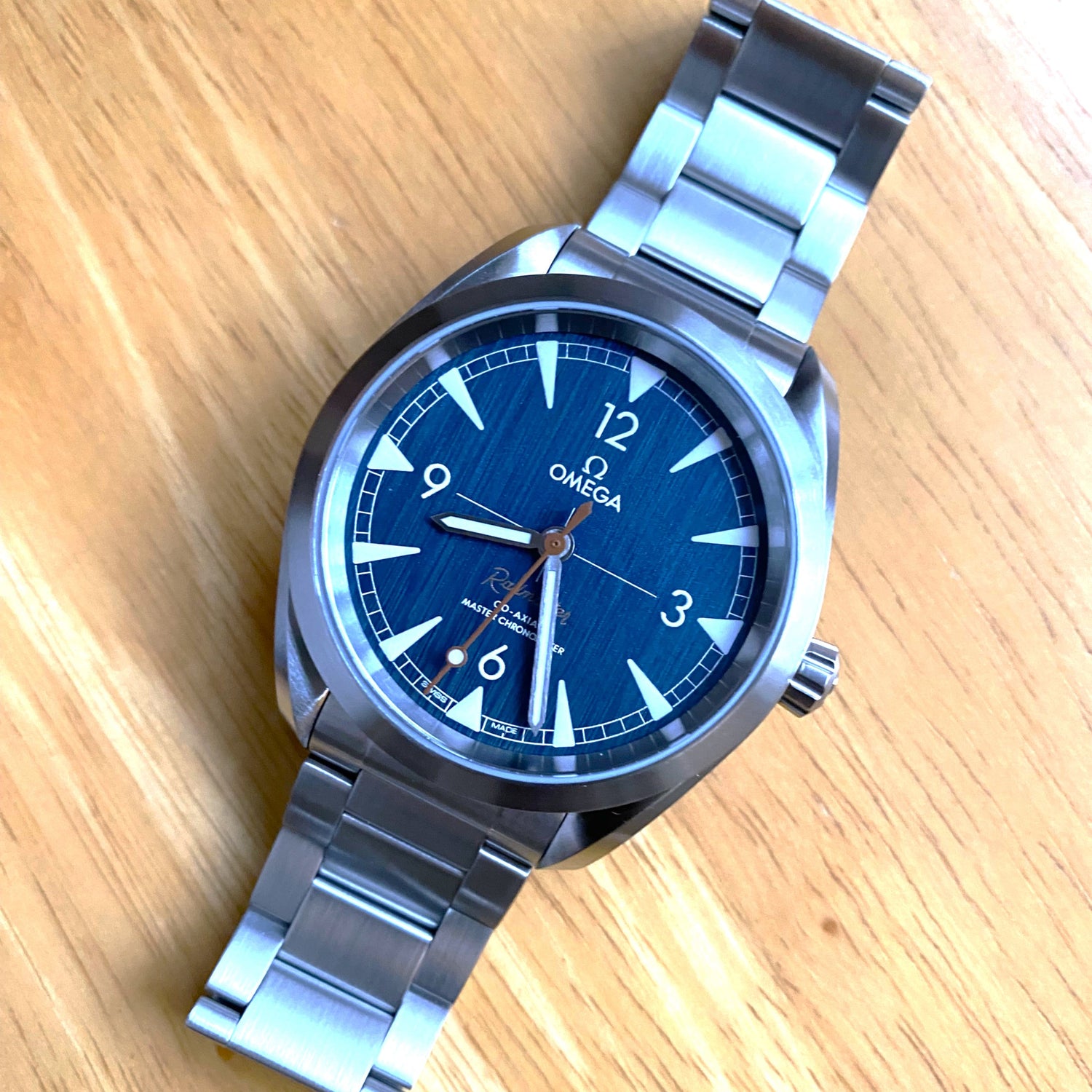 Omega Seamaster Railmaster Blue Dial 220.10.40.20.03.001