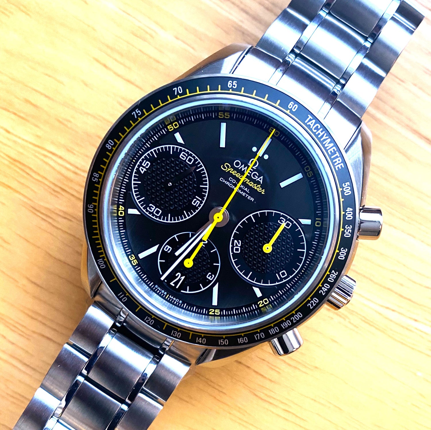 Omega Speedmaster Racing 326.30.40.50.06.001