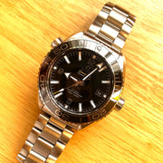 Omega Seamaster Planet Ocean 215.30.44.21.01.001