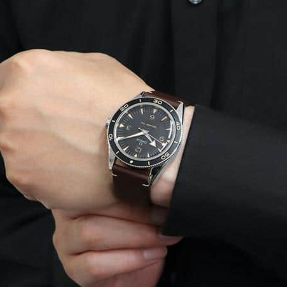 Omega Seamaster 300 Steel on Leather Strap 234.32.41.21.01.001 New Full Set