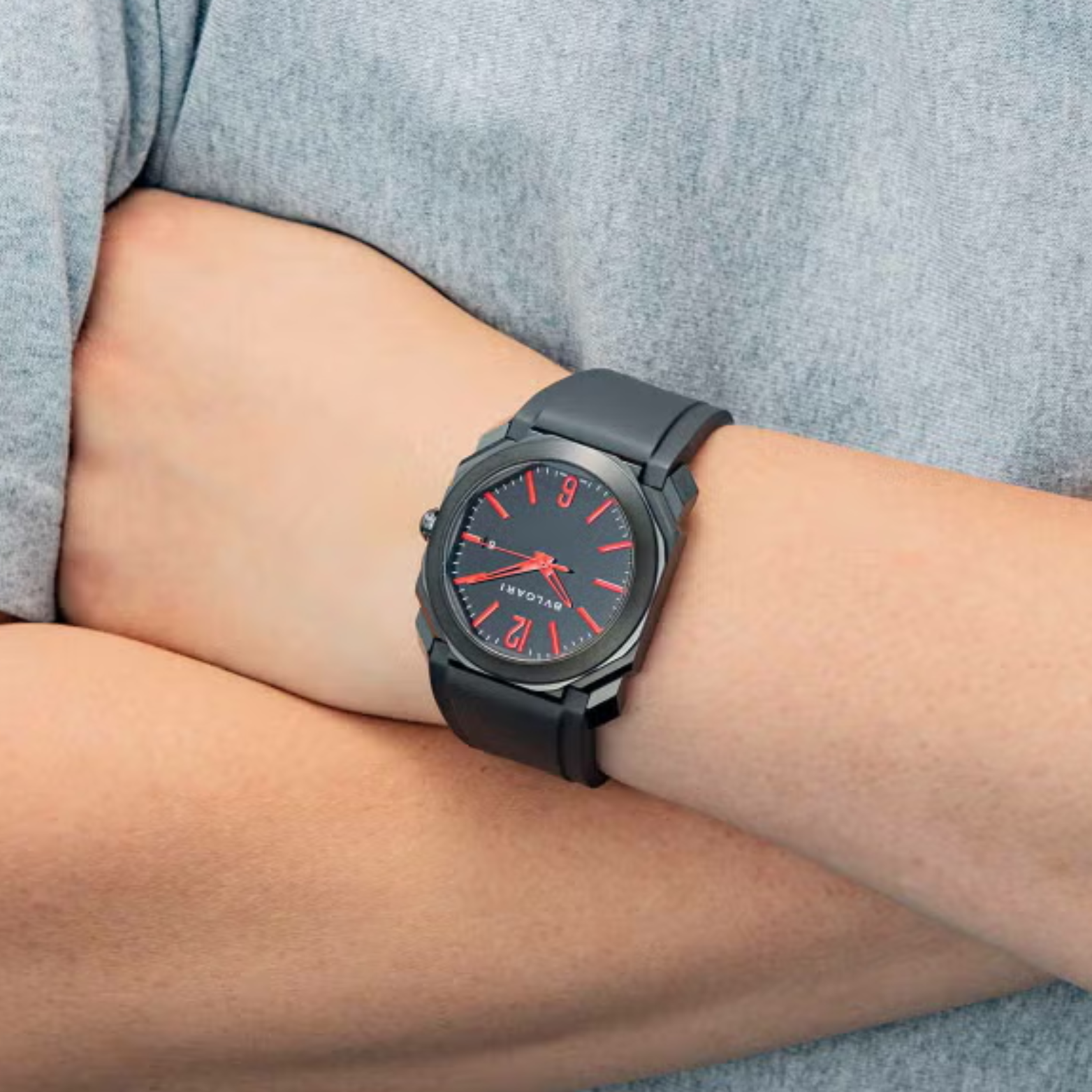 ブルガリ オクト BGO41C9BSVD 新品フルセット