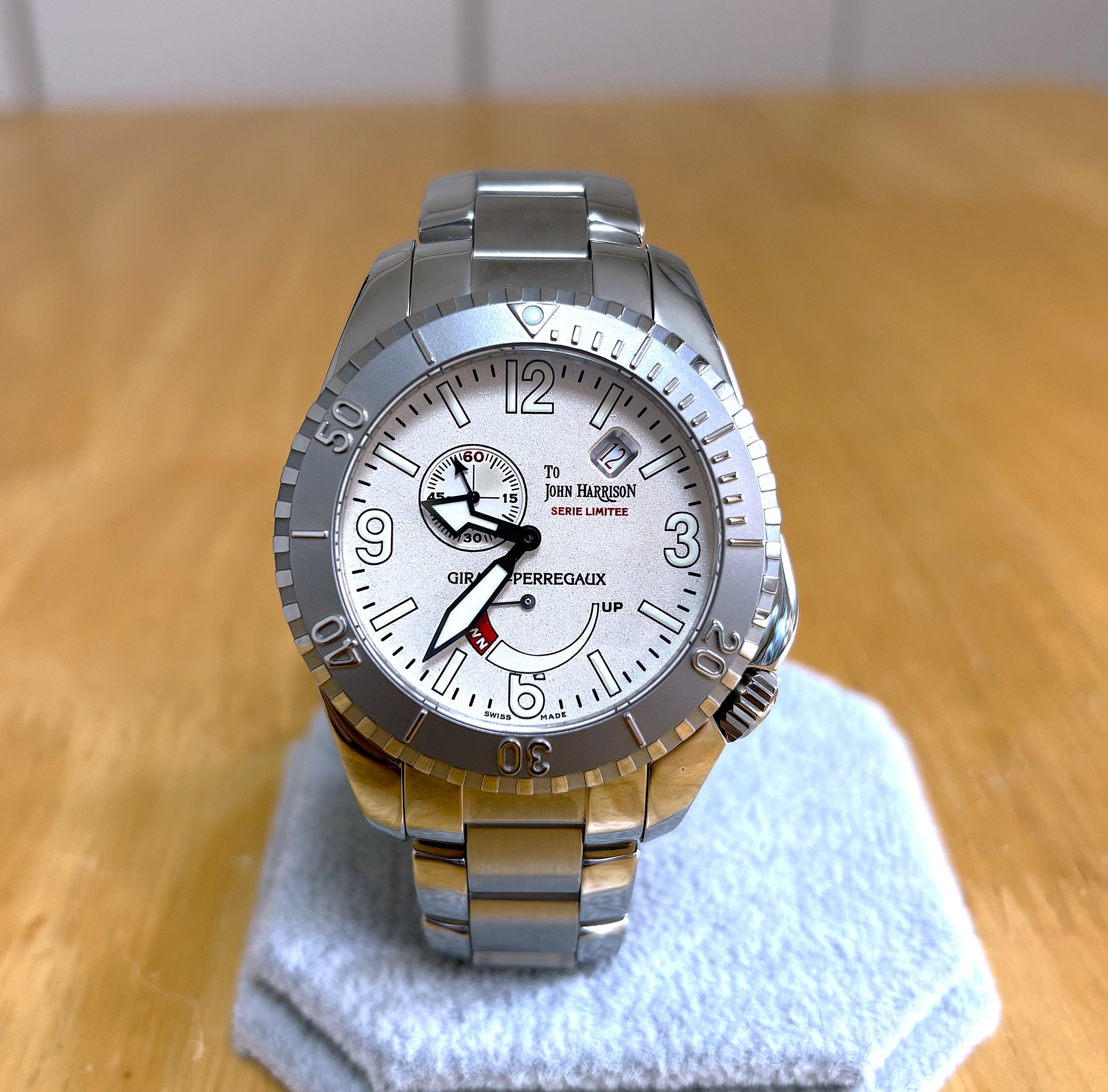 Girard Perregaux Sea Hawk II John Harrison Edition 50 pieces worldwide 49915 Unworn / Full Set