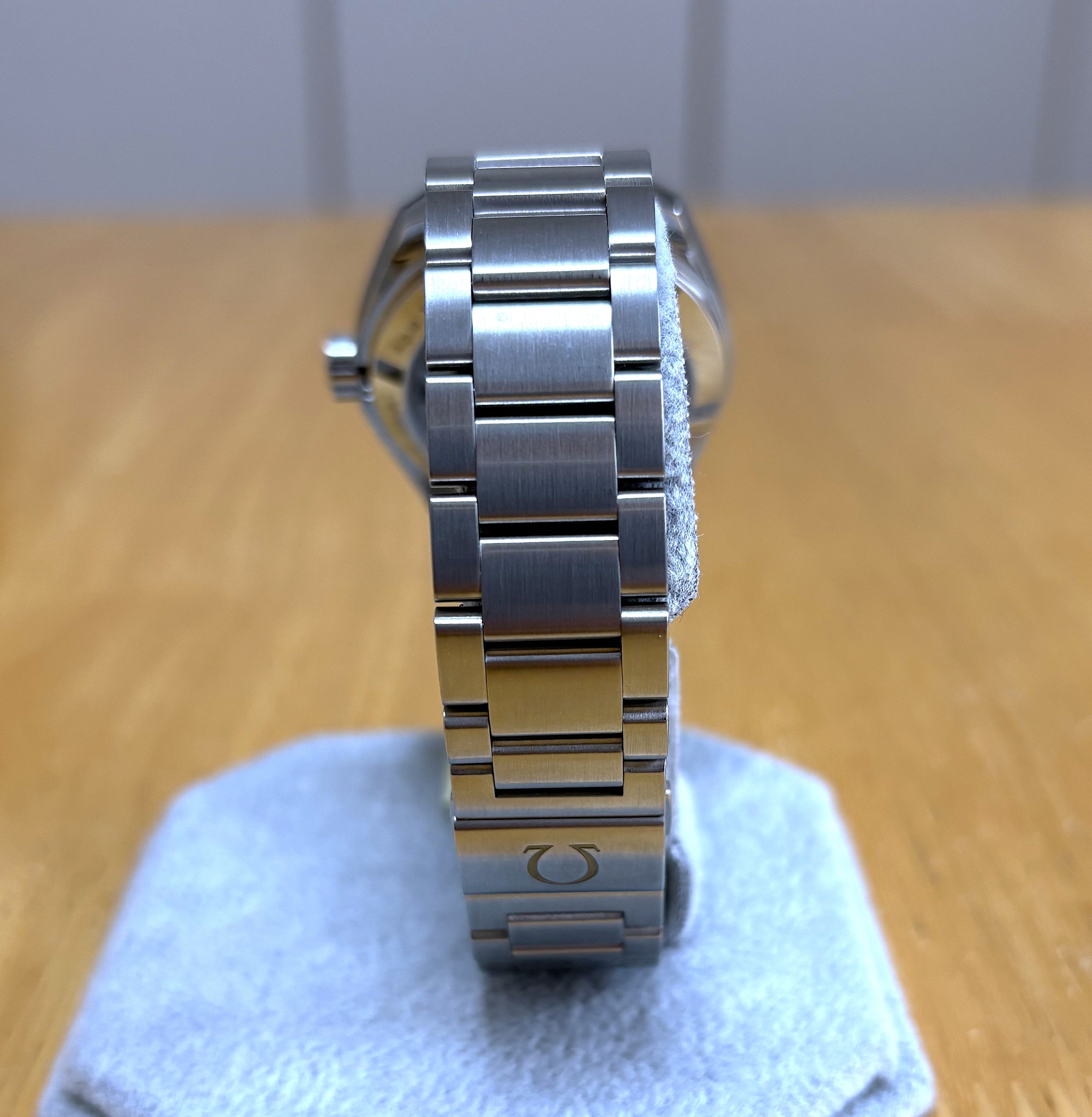 Omega Seamaster Aqua Terra 231.10.39.21.02.001 Unworn