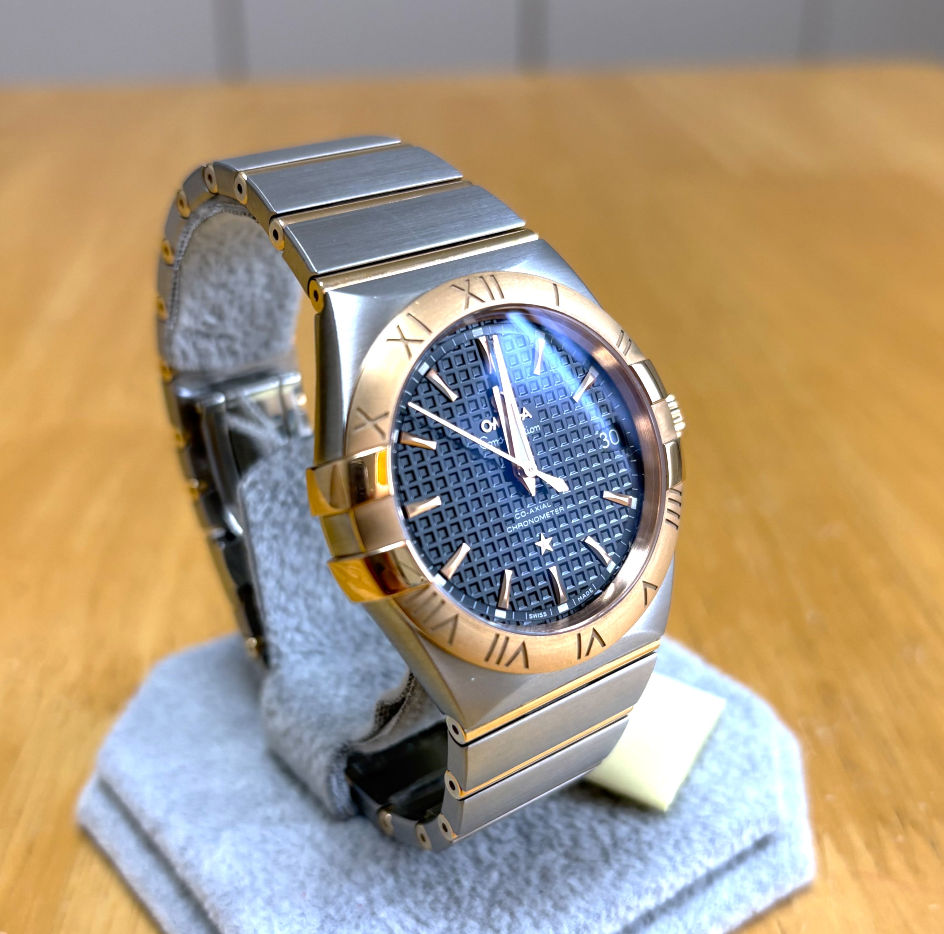 Omega Constellation Co-axial 123.20.38.21.01.001 Unworn