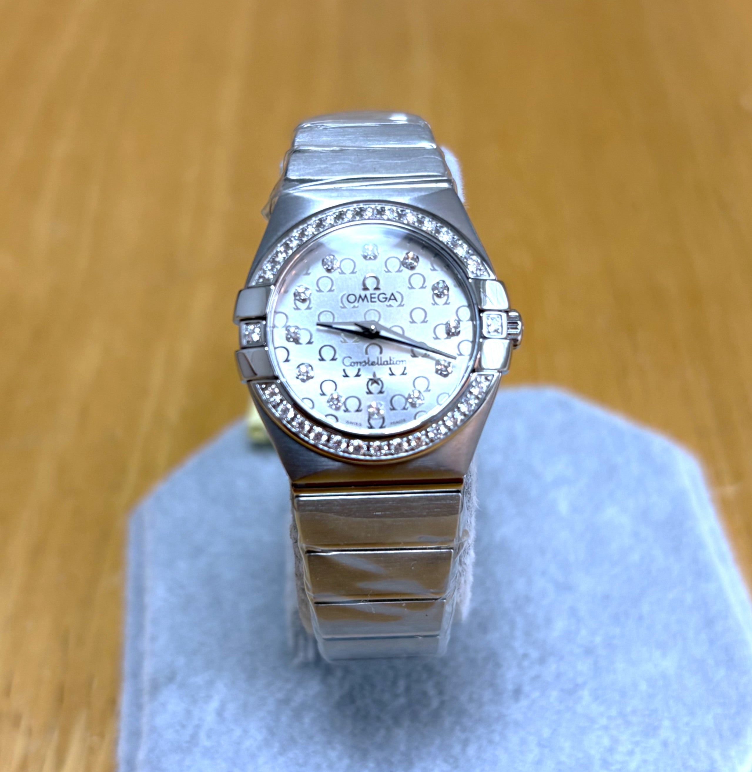 Omega Constellation Quartz 123.15.24.60.52.001 Unworn