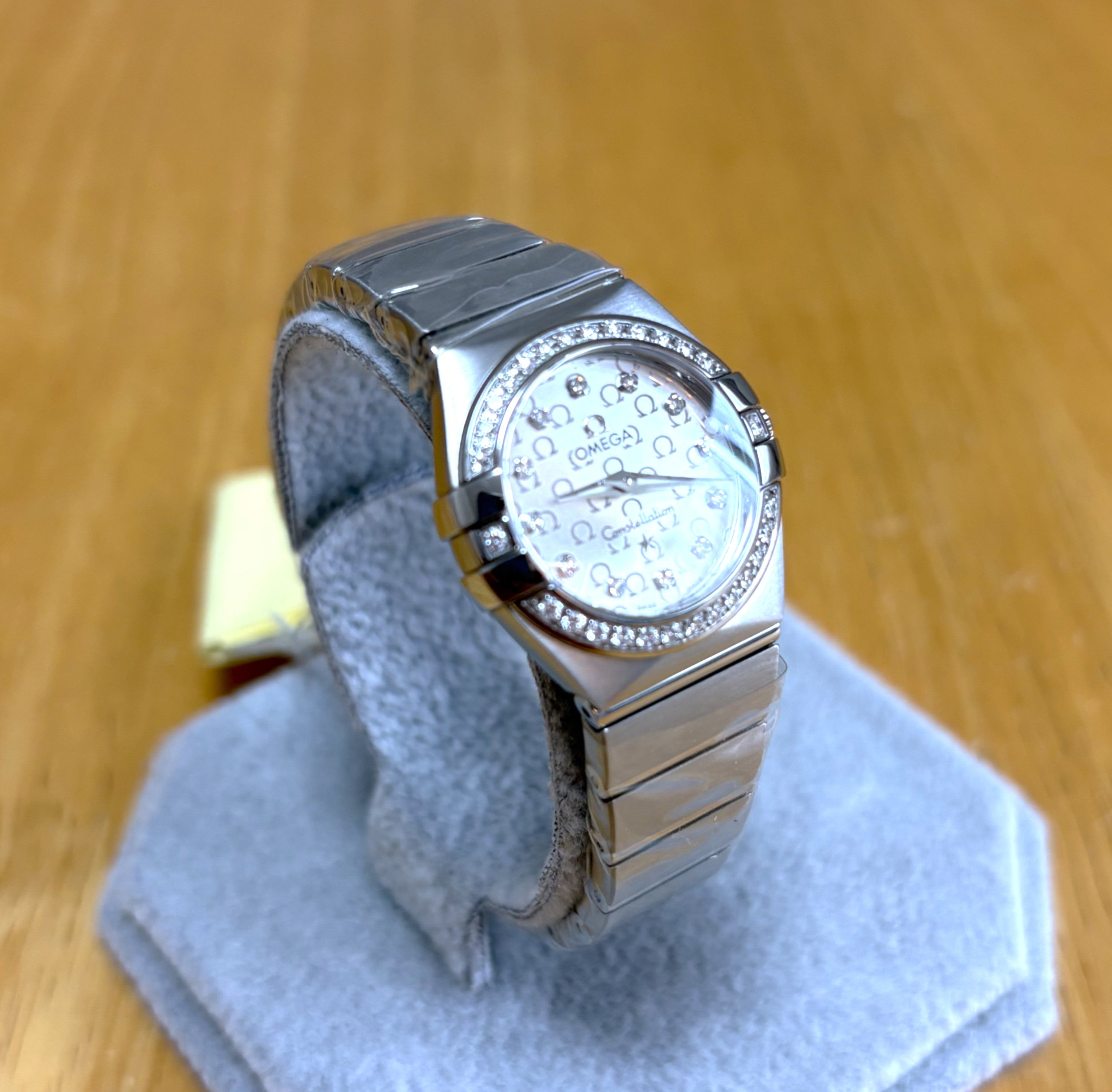 Omega Constellation Quartz 123.15.24.60.52.001 Unworn