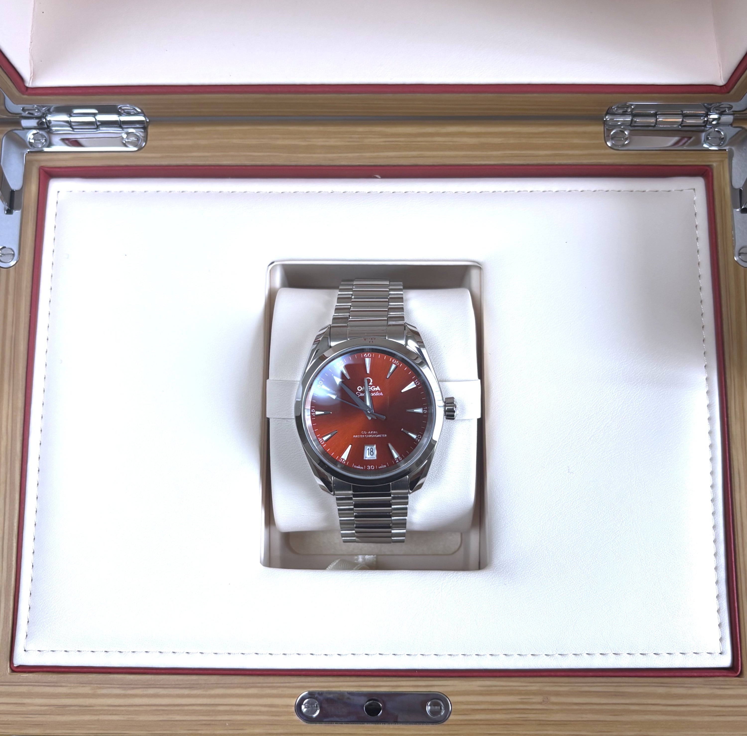 Omega Seamaster Aqua Terra 150M 220.10.38.20.13.003 New Full Set