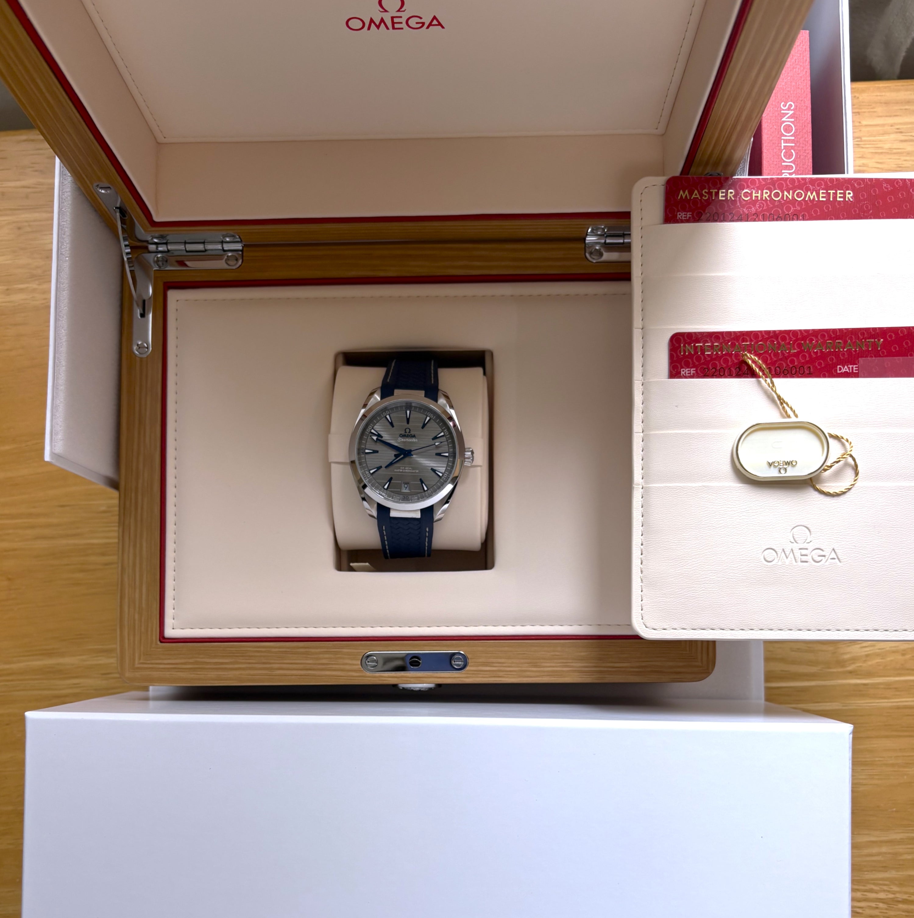 Omega Seamaster Aqua Terra 220.12.41.21.06.001 New Full Set