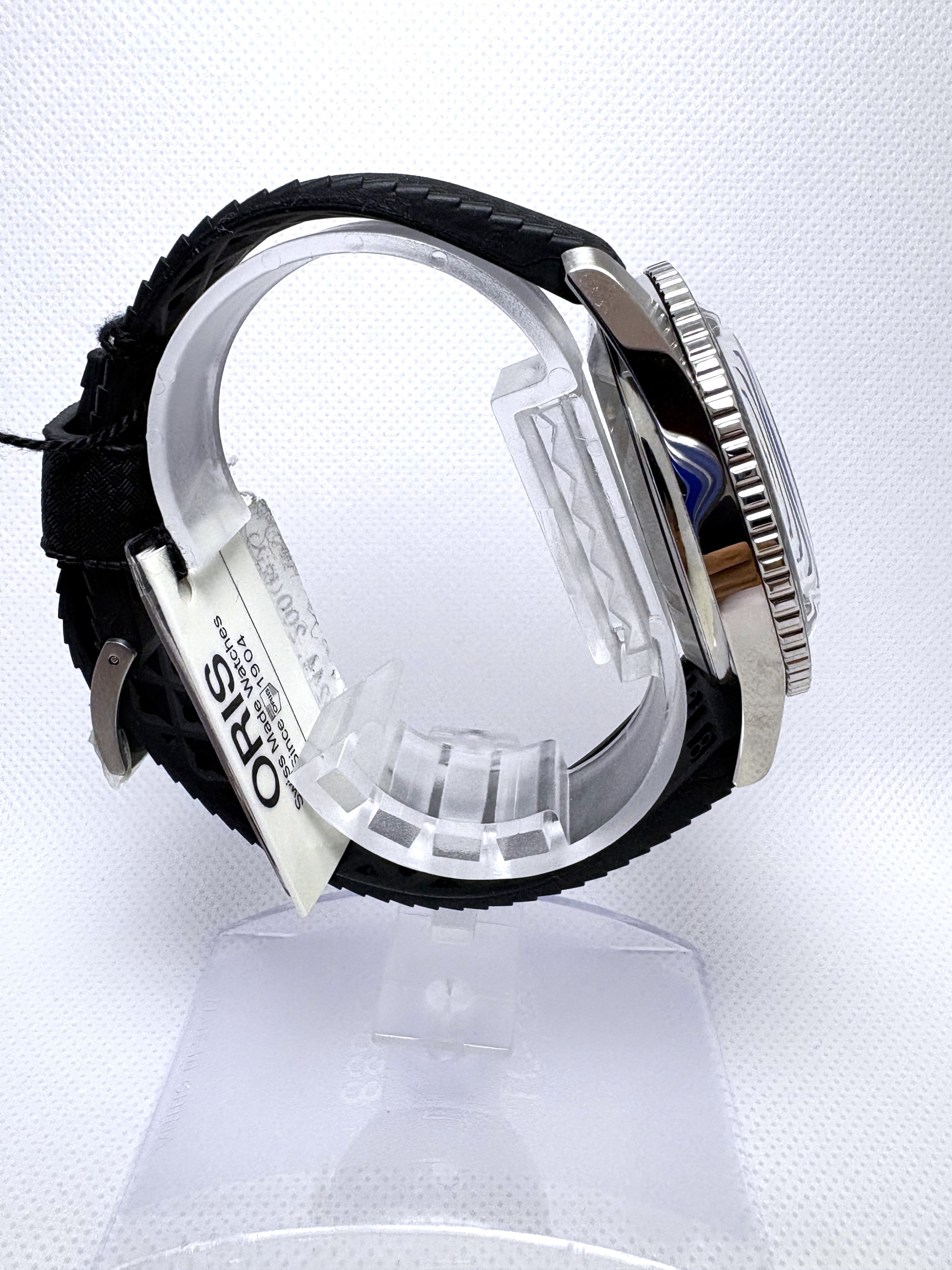 ORIS Divers 65 Silver 733 7720 4051R