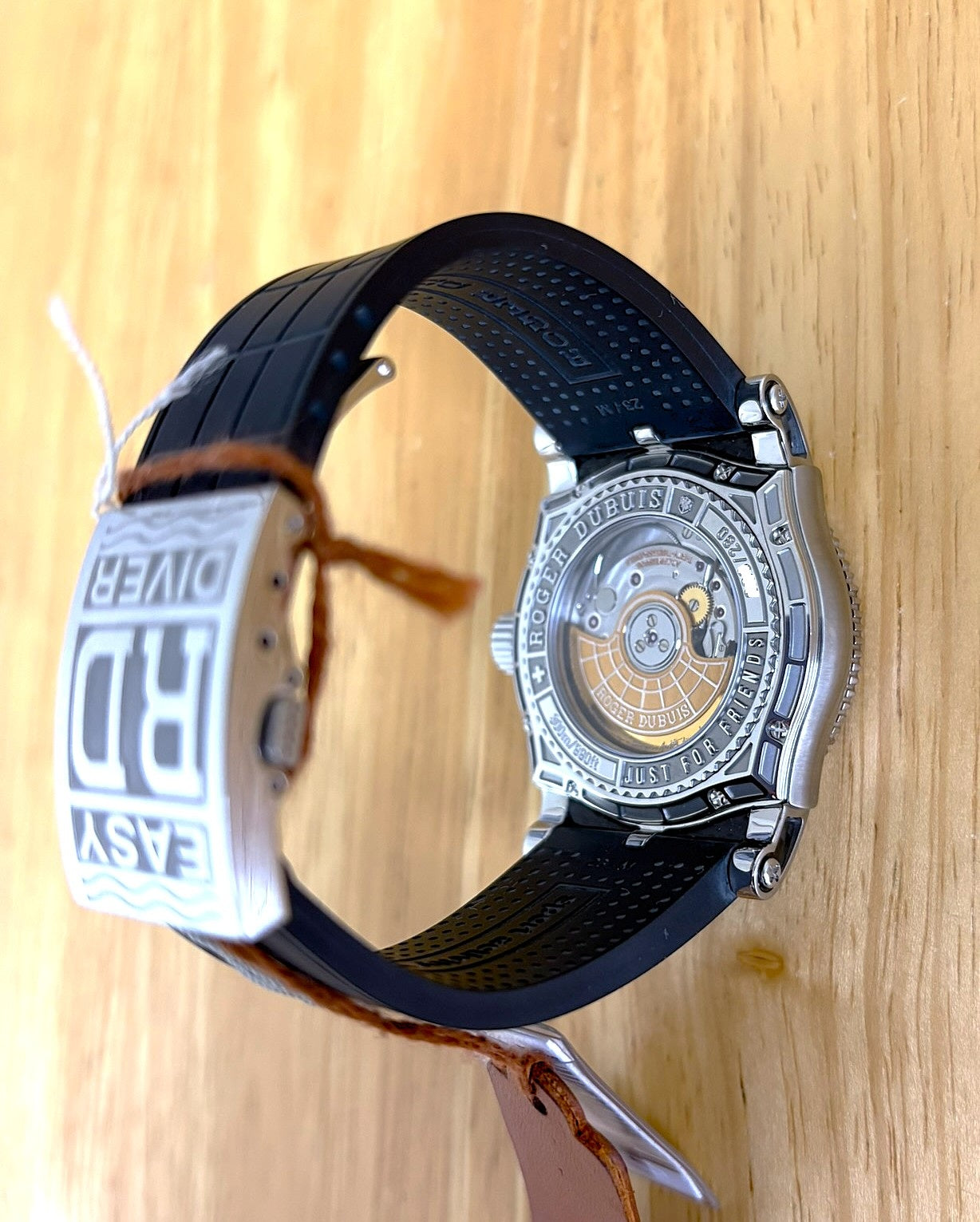 Roger Dubuis Sympathie Easy Diver SE40.14.9/0 K9.53R SS/WG — NOS / Full Set — 40mm