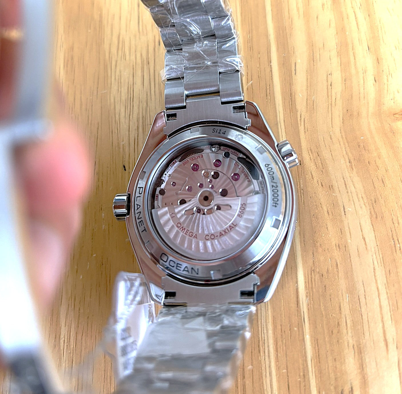 Omega Seamaster Planet Ocean 600M 232.30.44.22.01.002