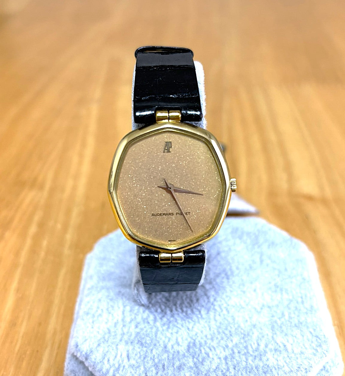AUDEMARS PIGUET Gold Analog Watch