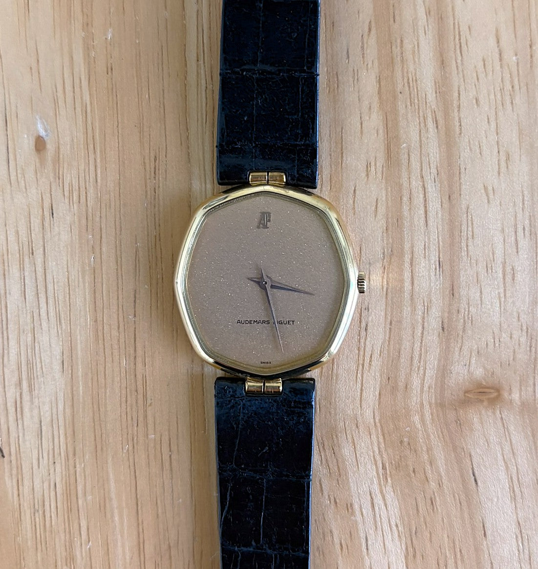AUDEMARS PIGUET Gold Analog Watch