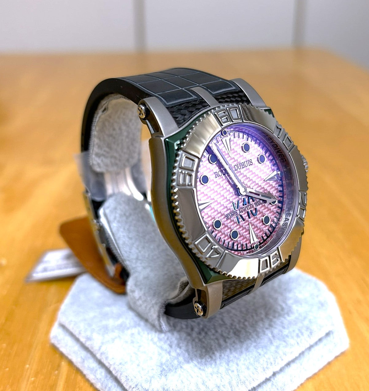 Roger Dubuis Easy Diver SE43 147.V/9 TX7/K10V