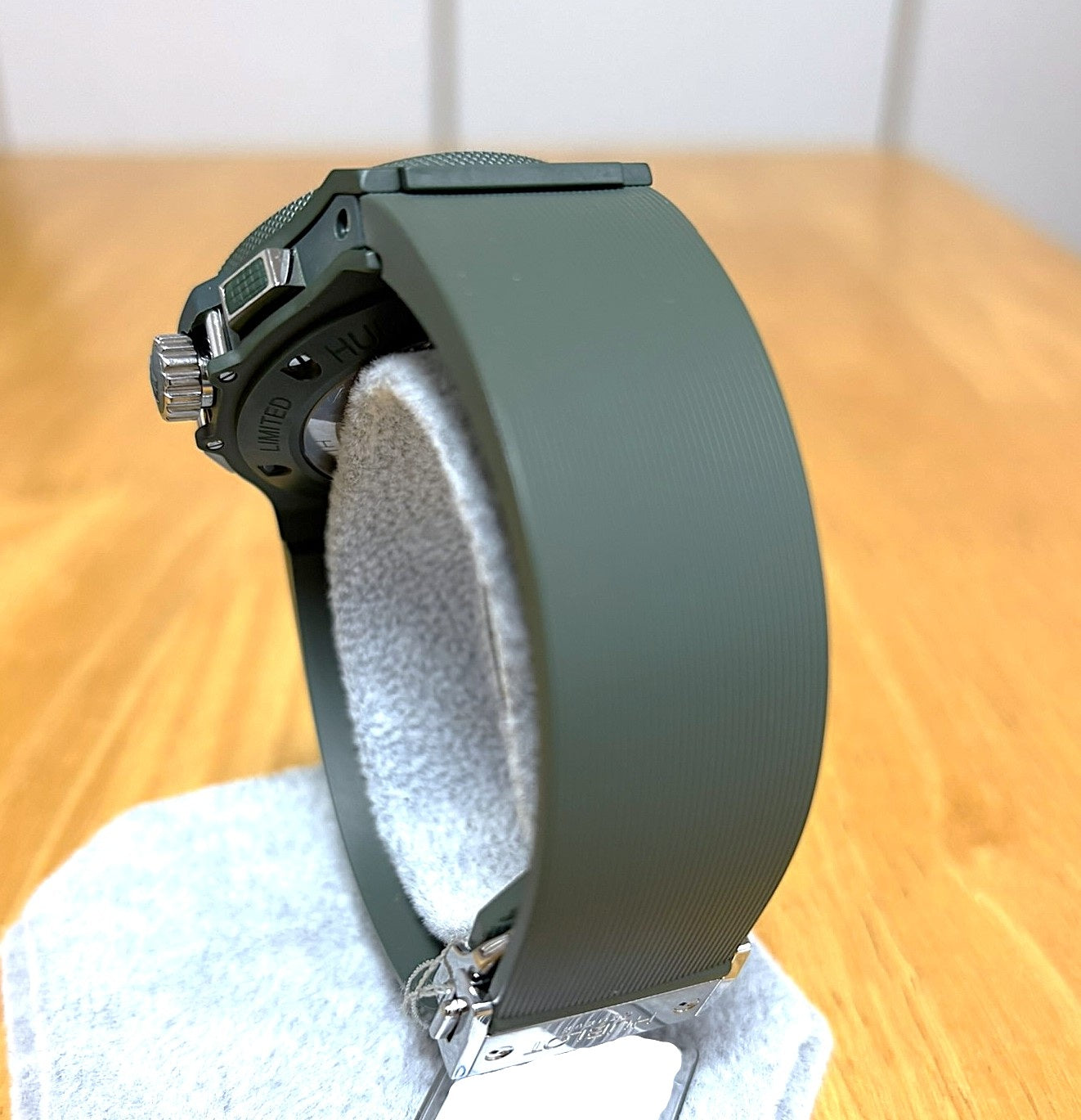 ウブロ ビッグバン グリーン 44mm 301.GI.5290.RG