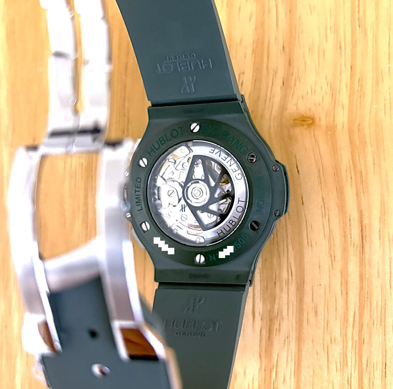 ウブロ ビッグバン グリーン 44mm 301.GI.5290.RG