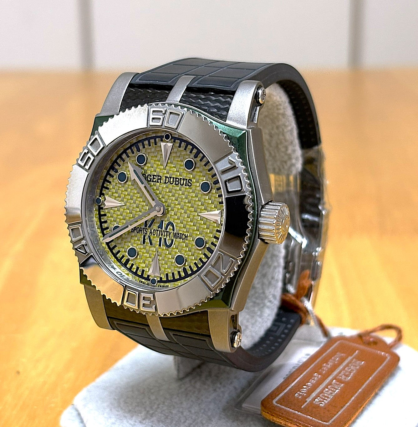 Roger Dubuis Easy Diver SE43 147.V9 TX4/K10V New Old Stock / Full Set