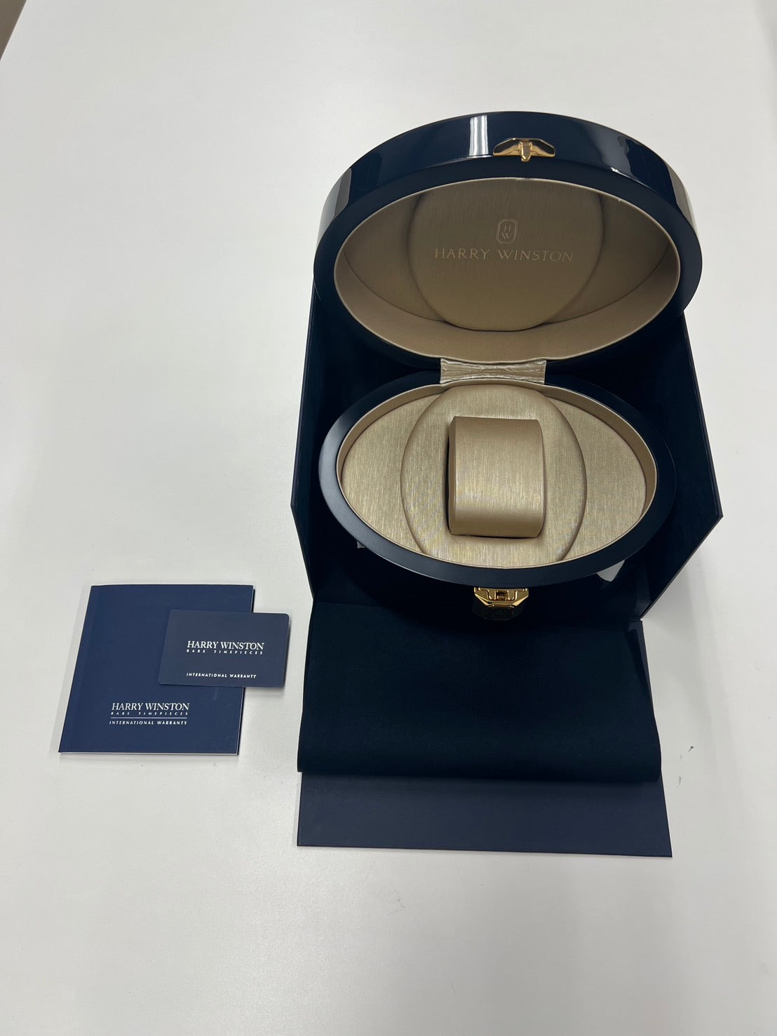 HARRY WINSTON Ocean Submariner Date 400/MADV39PL.K PT950 Platinum - Limited Edition - Full Set - New Old Stock