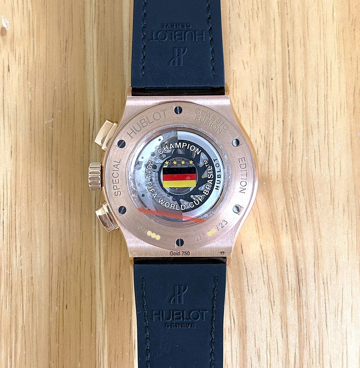 Hublot Classic Fusion King Gold FIFA World Cup 2014 – Ref. 521.OX.2010.LR.WCW14 – Limited to 23 Pieces