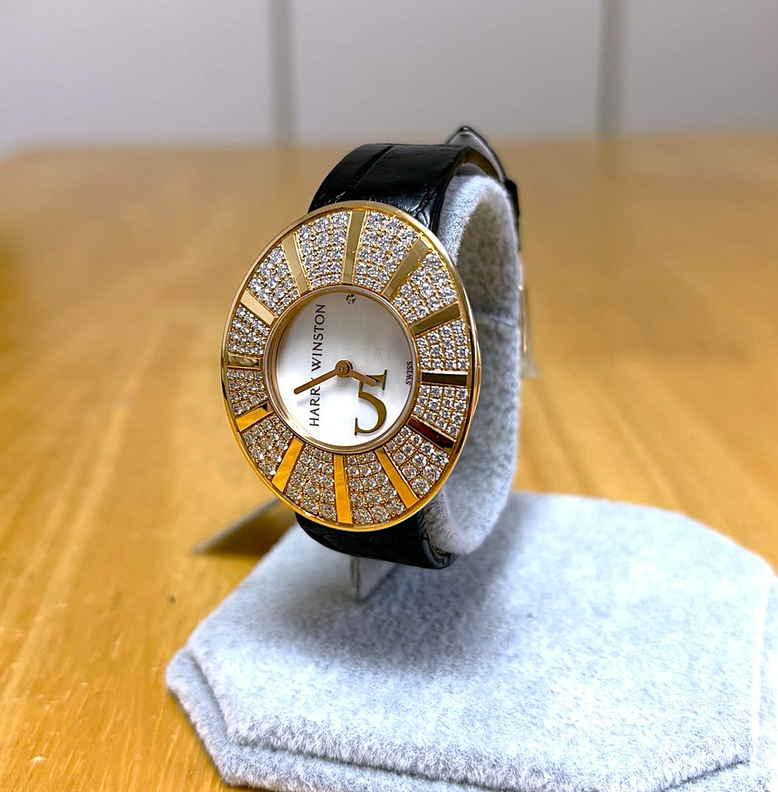 Harry Winston Talk To Me 811.LQRL.M5/D01 Unworn / Full Set