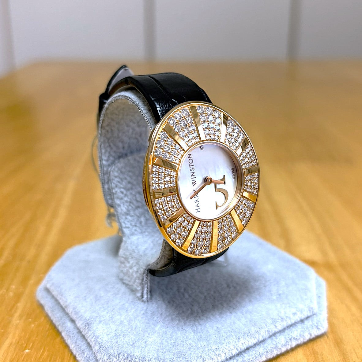 Harry Winston Talk To Me 811.LQRL.M5/D01 Unworn / Full Set
