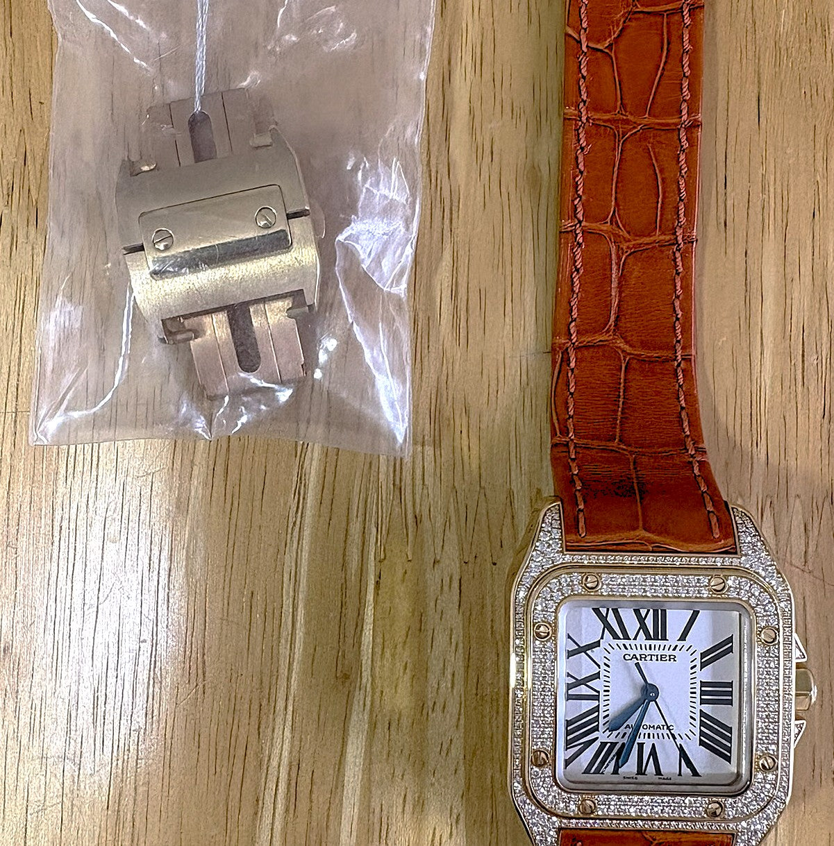 Cartier Santos 100 “WM502051” – 18K Yellow Gold & Diamond Bezel – Automatic Unworn / Full Set