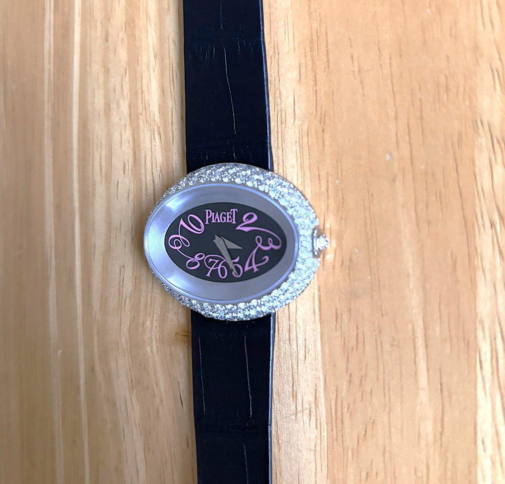 PIAGET Limelight G0A29096 – Diamond Bezel – 18K White Gold Unworn / Full Set