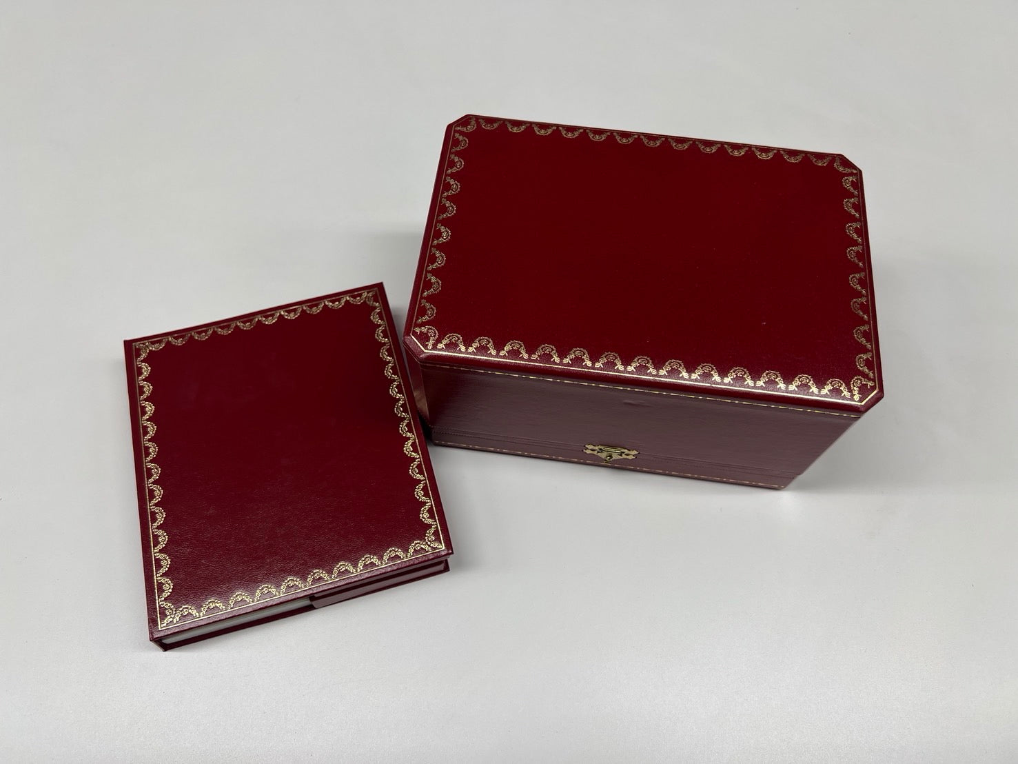Cartier Pasha 38mm W3004856 – 18K Yellow Gold – Automatic Unworn / Full Set