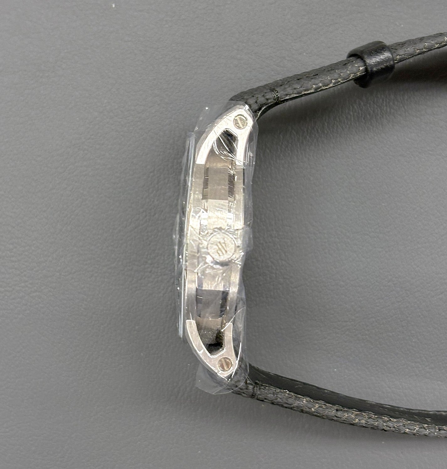 Audemars Piguet Very Good Condition 15210.BC.OO.A002KB.02 Full Set