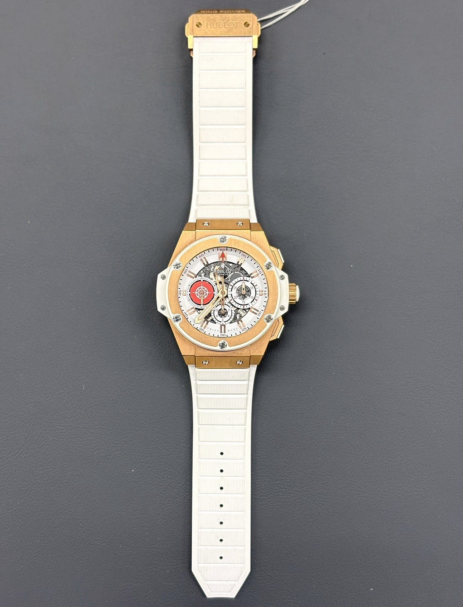 ウブロ キングパワー コスタ スメラルダ – 100本限定 中古品