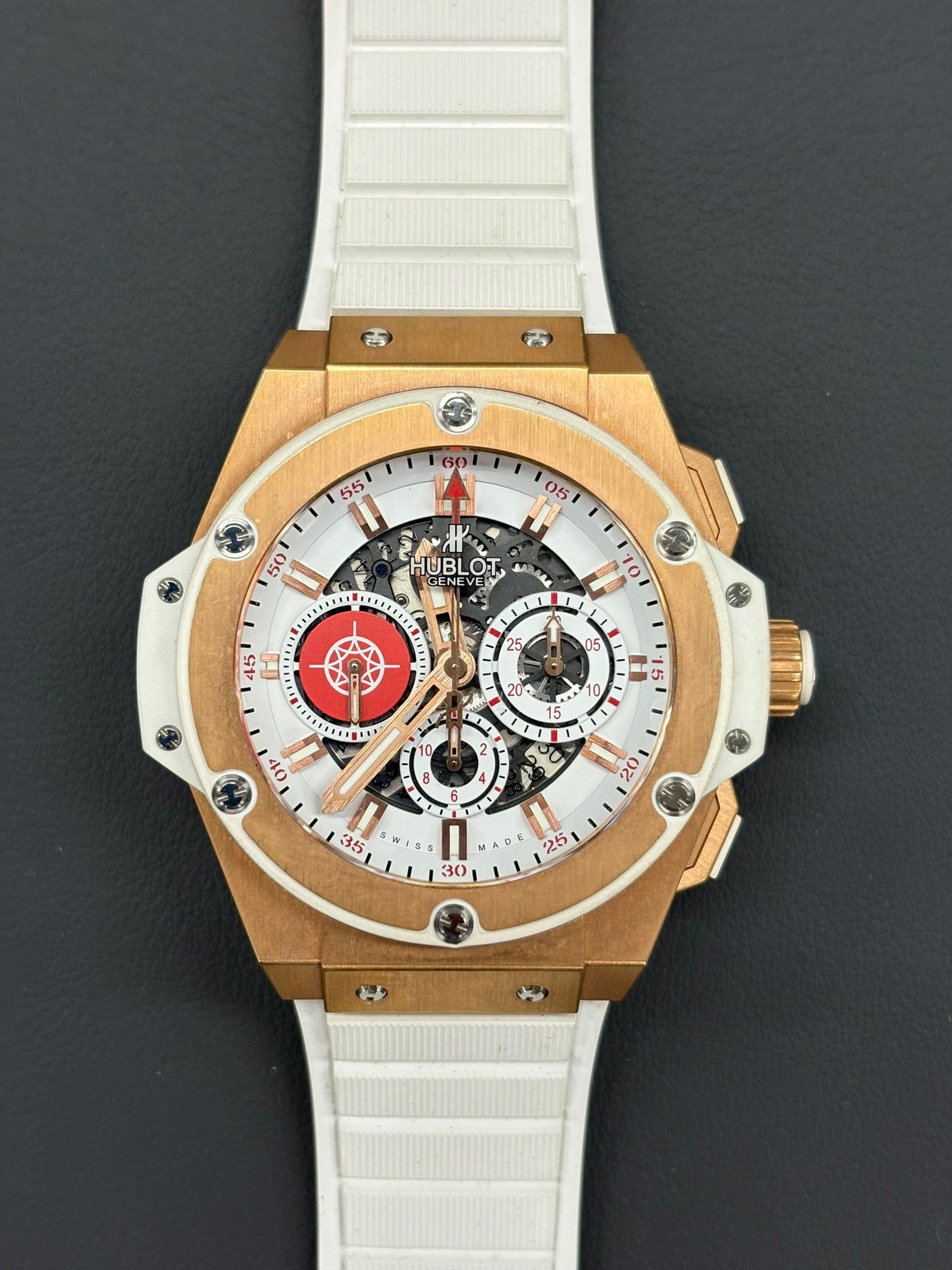 ウブロ キングパワー コスタ スメラルダ – 100本限定 中古品