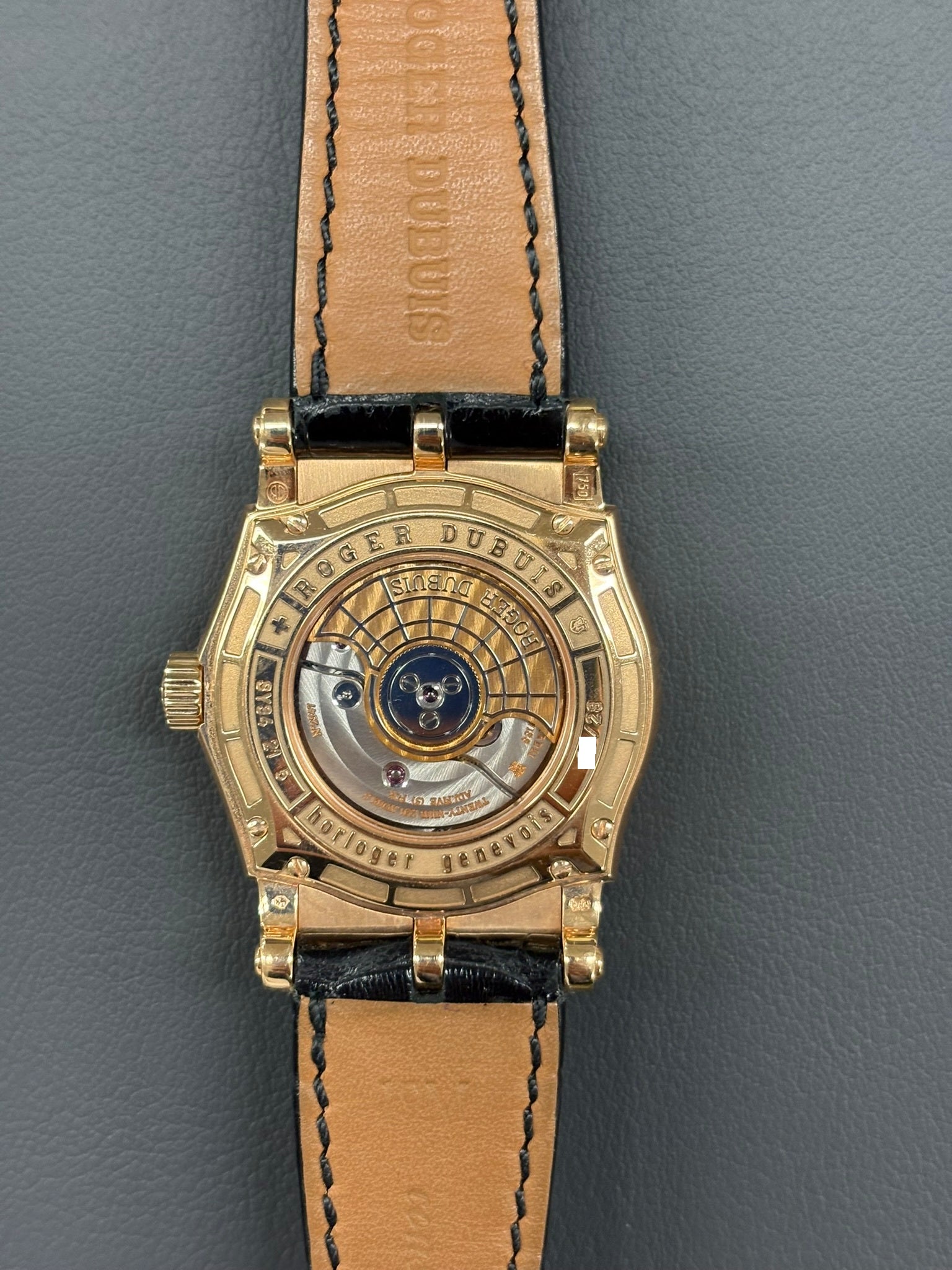 Roger Dubuis Sympathie SY34 21 5 N9:RD — NOS (New Old Stock) / Full Set Unworn