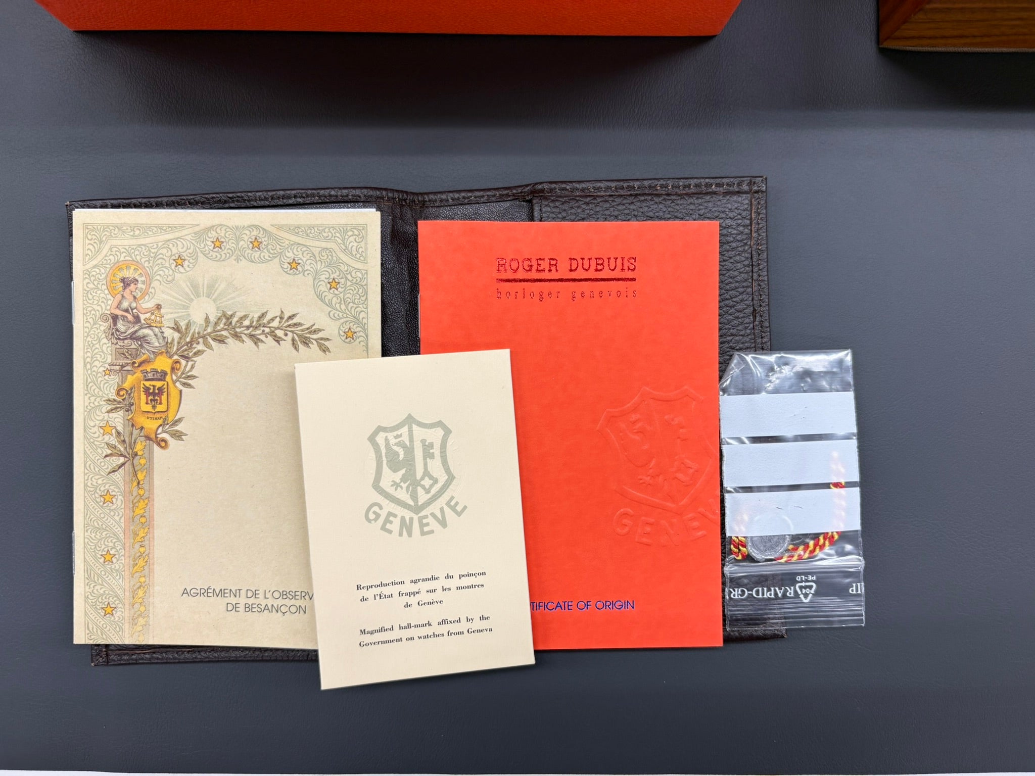 Roger Dubuis Sympathie SY34 21 5 N9:RD — NOS (New Old Stock) / Full Set Unworn