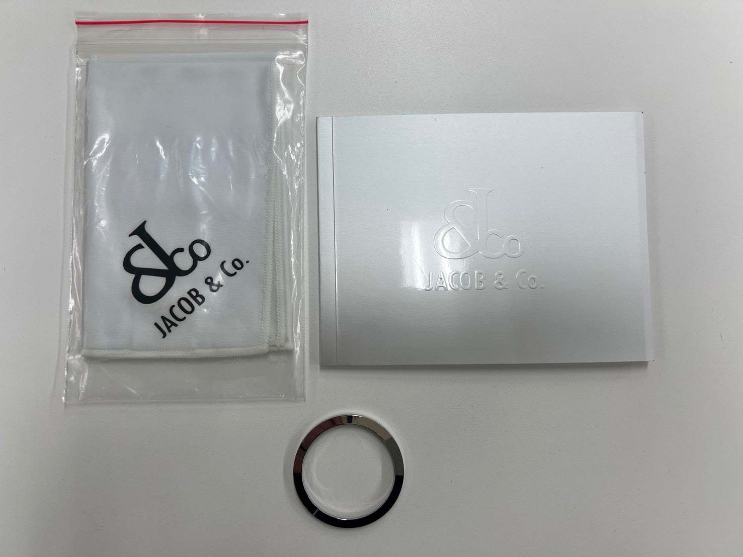 Jacob & Co. ファイブタイムゾーン JC-M77D 未使用 / フルセット