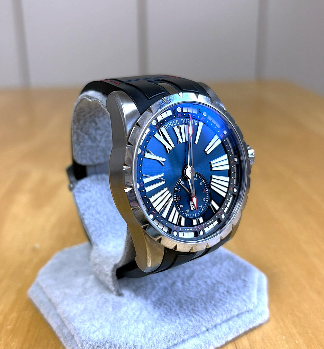 Roger Dubuis Excalibur 45 DBEX0602 (used good condition)