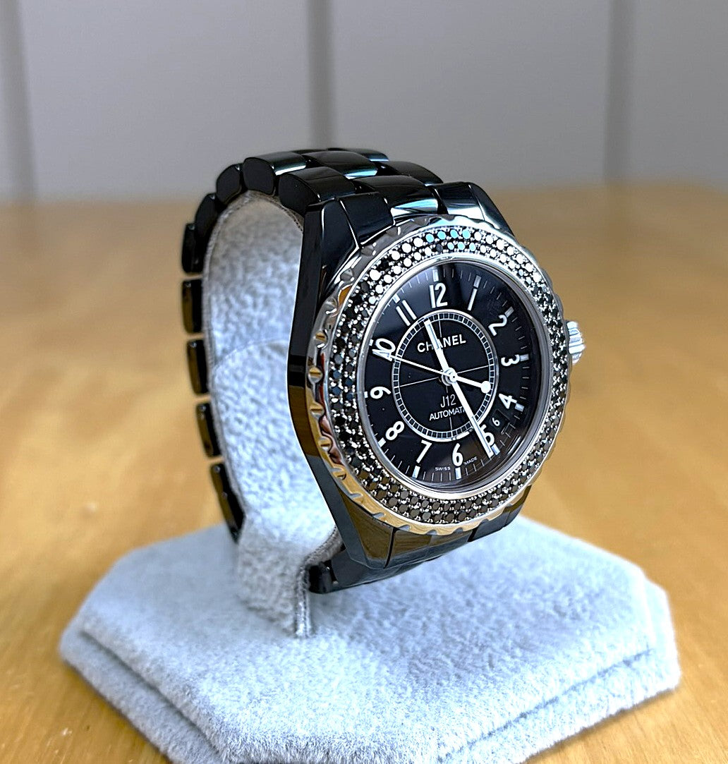 Chanel J12 H1417 (used condition)