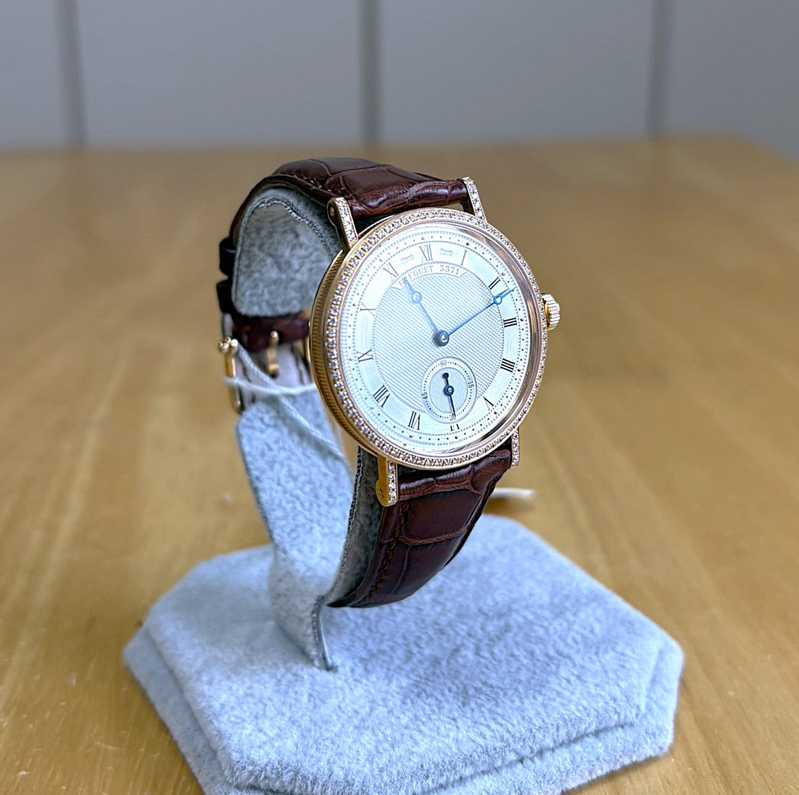 Breguet Rose Gold Diamonds Case 5908BR/12/984 (used condition)