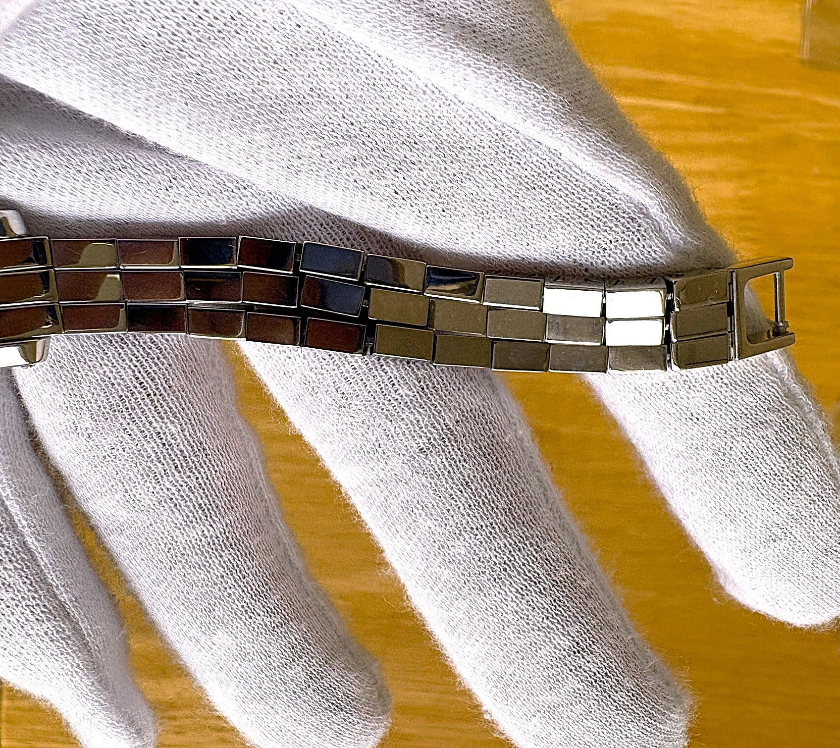 Cartier Tank W15364W3 (used condition)