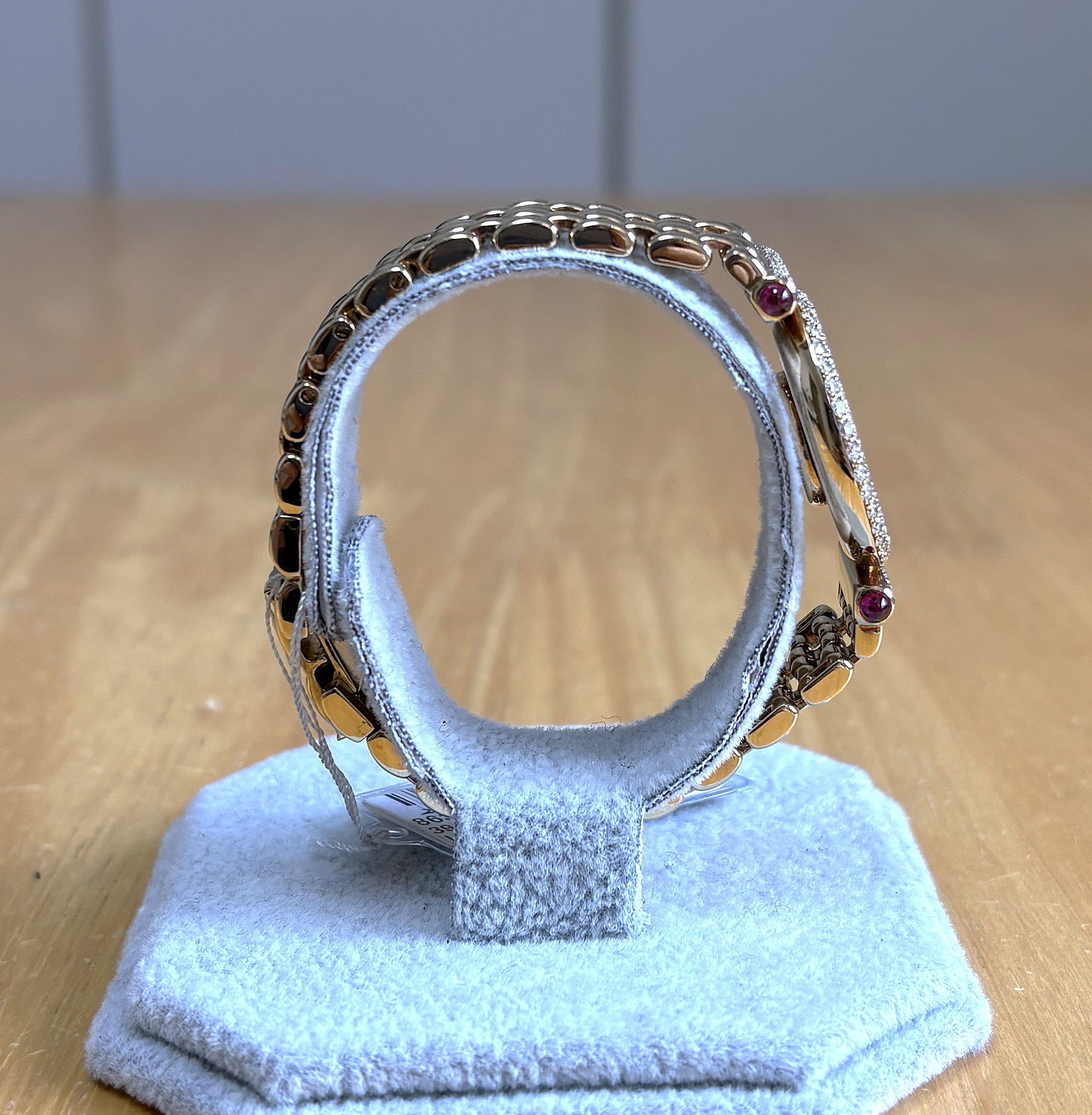 Chopard Happy Diamonds 20/6211-21 (used condition)