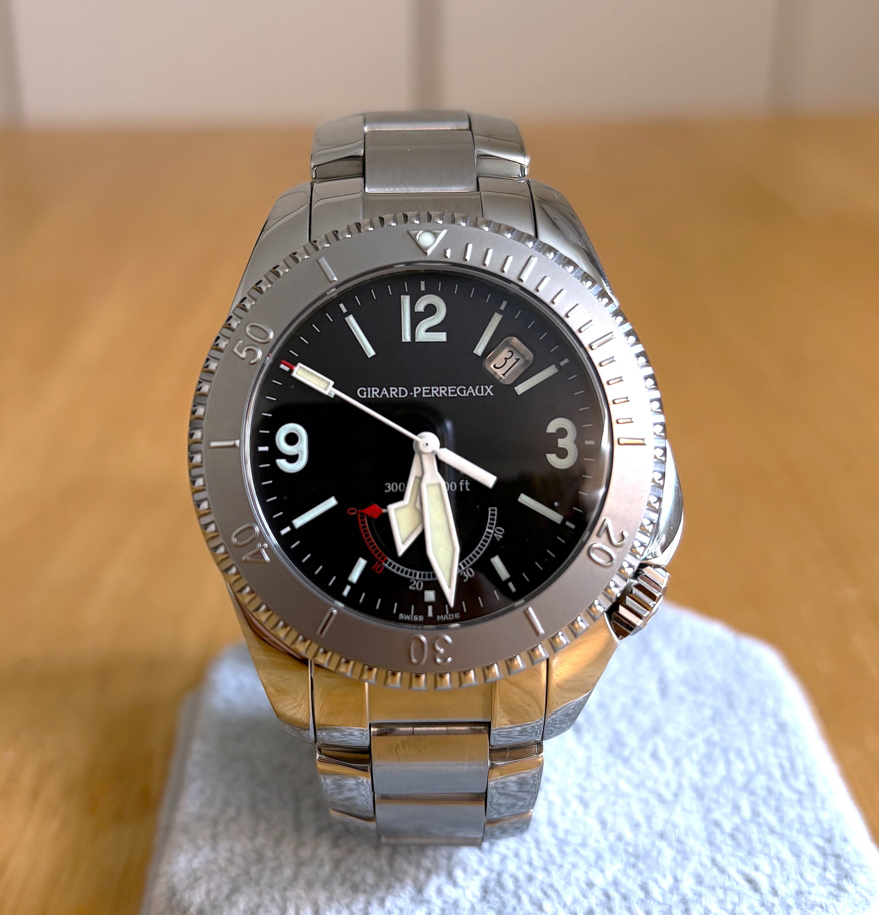 Girard Perregaux Sea Hawk II 49920.1.11.6146 Unworn / Full Set